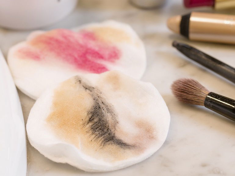 How to Remove Makeup: 7 Tips to Get Every Last Bit Off